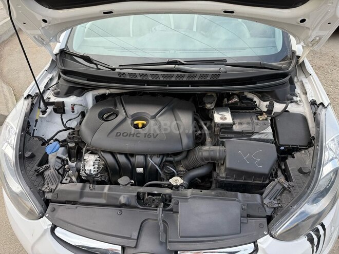 Hyundai Elantra 2013, 299,000 km - 1.8 l - Bakı