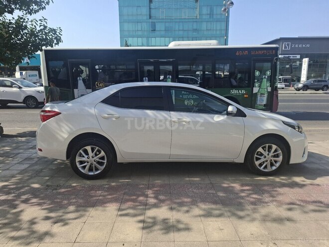 Toyota Corolla 2014, 190,123 km - 1.6 l - Bakı