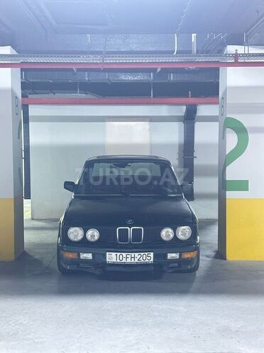 BMW 525 1985, 220,000 km - 2.7 l - Bakı