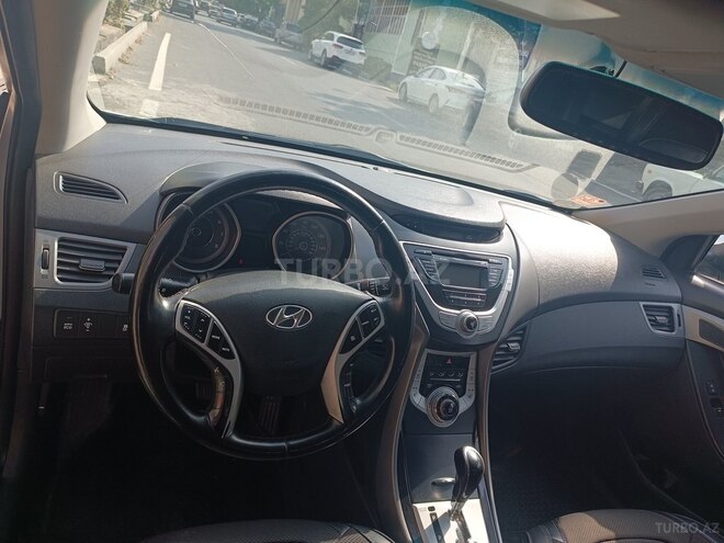 Hyundai Elantra 2011, 189,729 km - 1.8 l - Şəmkir