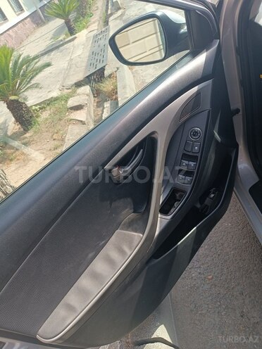 Hyundai Elantra 2011, 189,729 km - 1.8 l - Şəmkir