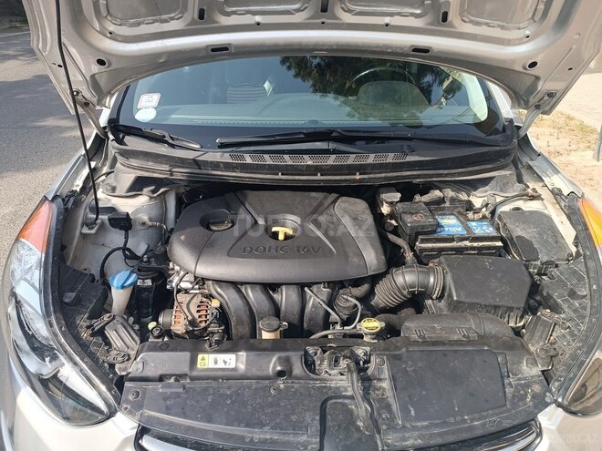 Hyundai Elantra 2011, 189,729 km - 1.8 l - Şəmkir