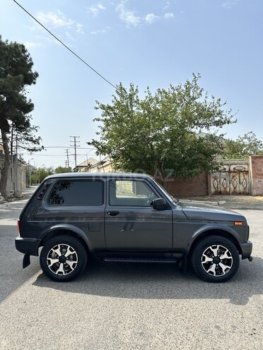 LADA (VAZ) Niva 2021, 64,000 km - 1.7 l - Gəncə
