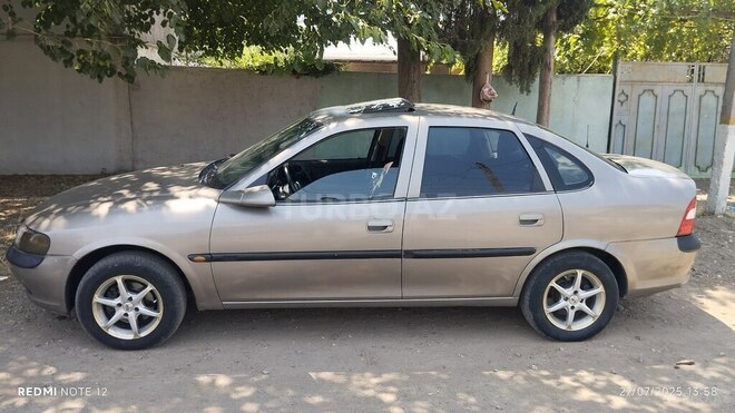 Opel Vectra 1997, 366,204 km - 1.8 l - Ağstafa