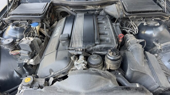 BMW 528 1999, 342,000 km - 2.8 л - Bakı