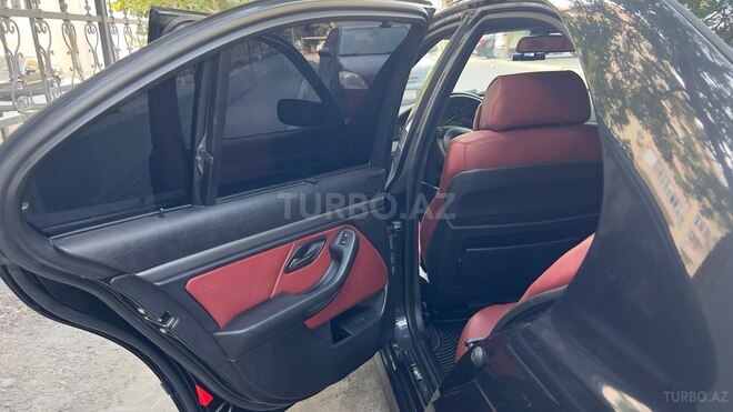 BMW 528 1999, 342,000 km - 2.8 л - Bakı