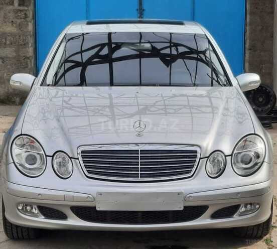 Mercedes E 220 2003, 289,572 km - 2.2 л - Bakı