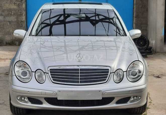 Mercedes E 220 2003, 289,572 km - 2.2 л - Bakı