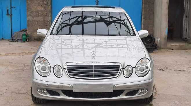 Mercedes E 220 2003, 289,572 km - 2.2 л - Bakı