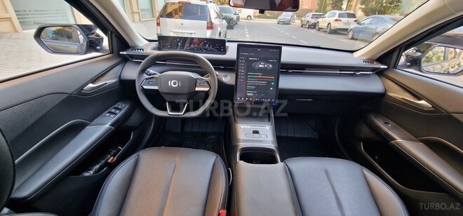 Changan Qiyuan A05 2025, 2,300 km - 1.5 л - Bakı