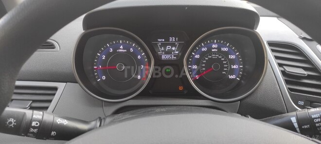 Hyundai Elantra 2015, 80,000 km - 1.8 l - Bakı
