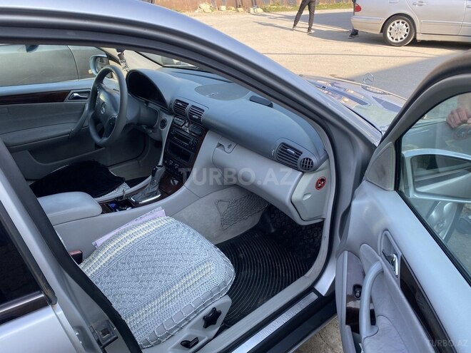 Mercedes C 200 2000, 257,000 km - 2.0 l - Bakı