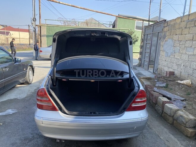 Mercedes C 200 2000, 257,000 km - 2.0 l - Bakı