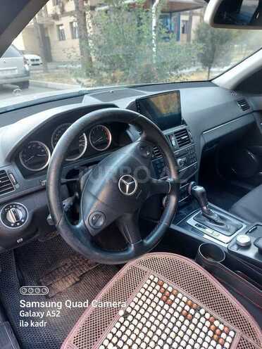 Mercedes C 220 2008, 175,000 km - 2.2 l - Naftalan