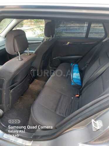 Mercedes C 220 2008, 175,000 km - 2.2 l - Naftalan