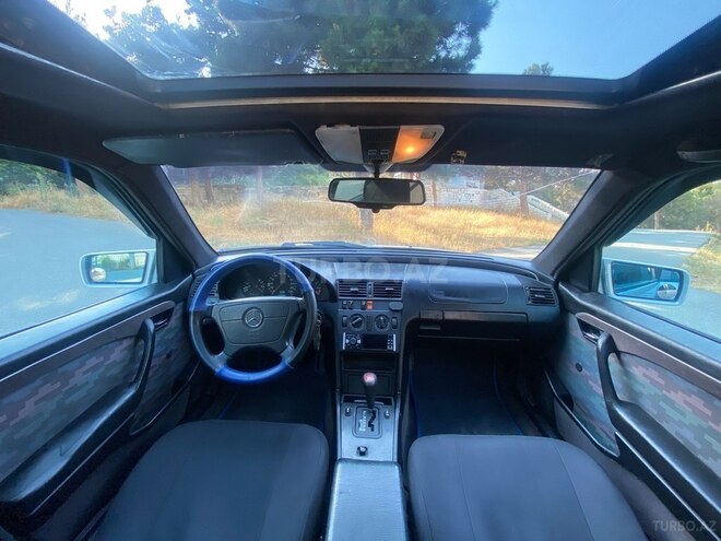 Mercedes C 200 1995, 241,810 km - 2.0 l - Bakı
