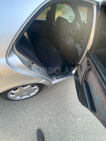 Mercedes C 200 1995, 241,810 km - 2.0 l - Bakı