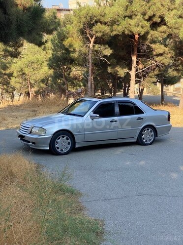 Mercedes C 200 1995, 241,810 km - 2.0 l - Bakı