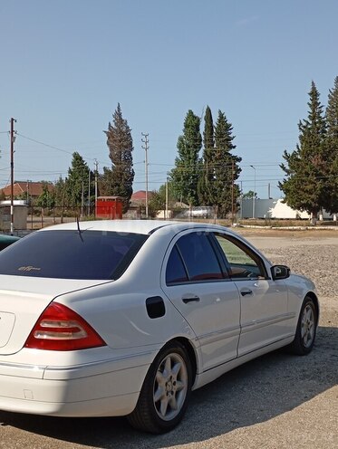 Mercedes C 240 2002, 230,000 km - 2.6 l - Lənkəran