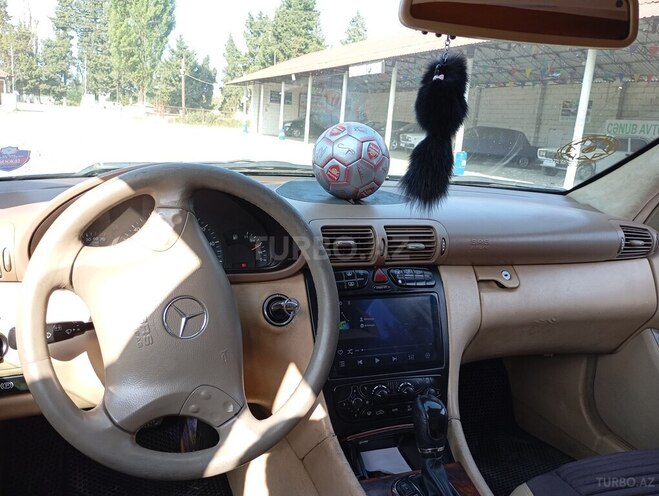 Mercedes C 240 2002, 230,000 km - 2.6 l - Lənkəran