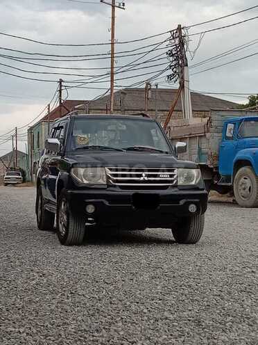 Mitsubishi Pajero io 2001, 256,519 km - 2.0 l - Bakı