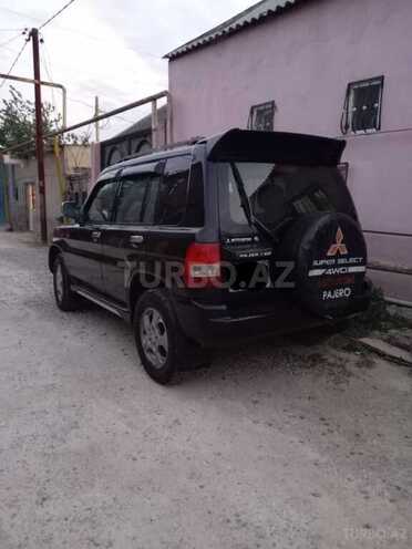 Mitsubishi Pajero io 2001, 256,519 km - 2.0 l - Bakı