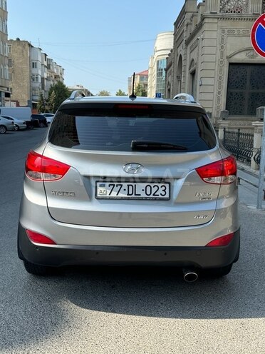 Hyundai ix35 2011, 180,000 km - 2.4 l - Bakı