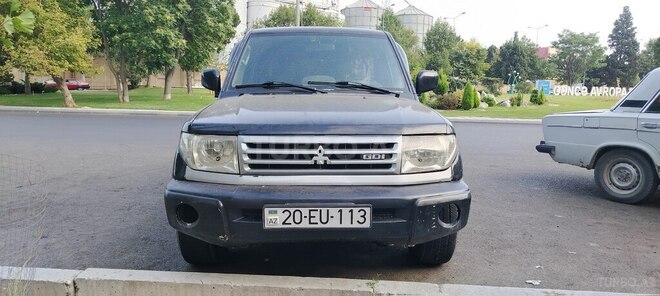 Mitsubishi Pajero io 1999, 442,000 km - 1.8 л - Gəncə