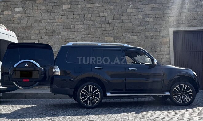 Mitsubishi Pajero 2007, 206,000 km - 3.0 л - Bakı