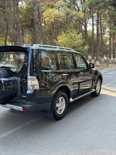 Mitsubishi Pajero 2008, 102,000 km - 3.0 л - Bakı