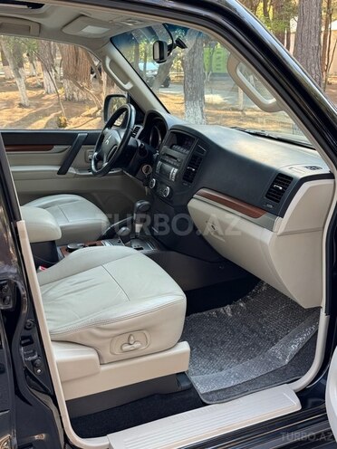 Mitsubishi Pajero 2008, 102,000 km - 3.0 л - Bakı