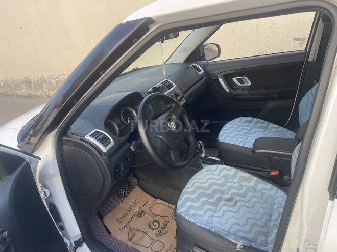 Skoda Fabia 2010, 296,000 km - 1.6 л - Bakı
