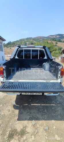Mitsubishi L200 2007, 388,000 km - 2.5 l - Yardımlı