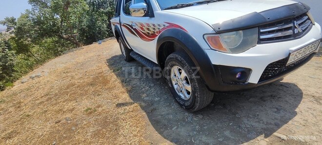 Mitsubishi L200 2007, 388,000 km - 2.5 l - Yardımlı