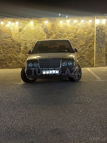 Mercedes E 300 1993, 450,000 km - 3.2 l - Bakı