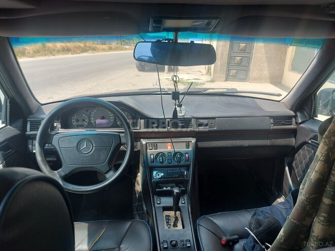 Mercedes E 300 1993, 450,000 km - 3.2 l - Bakı