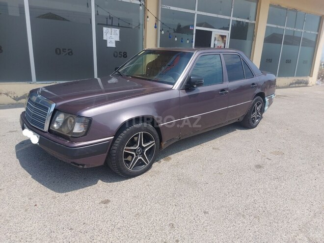 Mercedes E 300 1993, 450,000 km - 3.2 l - Bakı