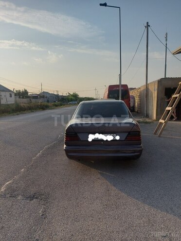 Mercedes E 300 1993, 450,000 km - 3.2 l - Bakı