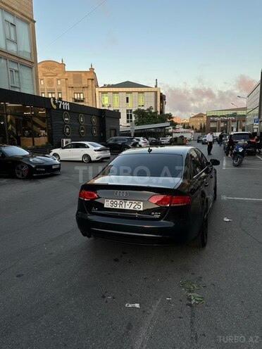 Audi A4 2011, 175,000 km - 2.0 l - Bakı
