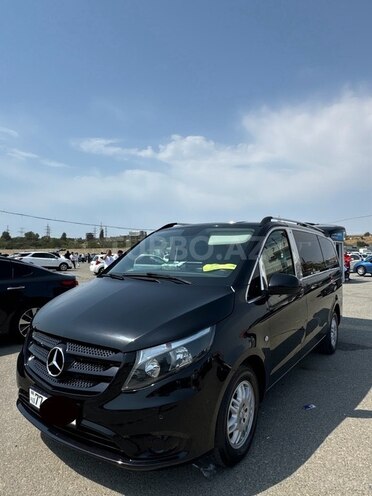 Mercedes Vito 2018, 380,000 km - 2.2 l - Bakı