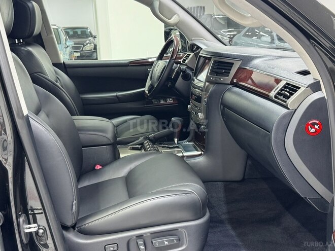 Lexus LX 570 2014, 163,000 km - 5.7 l - Bakı