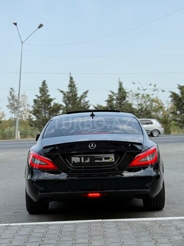 Mercedes CLS 350 2011, 212,000 km - 3.5 l - Yevlax
