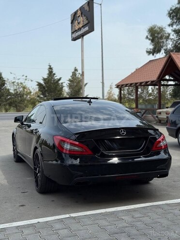 Mercedes CLS 350 2011, 212,000 km - 3.5 l - Yevlax