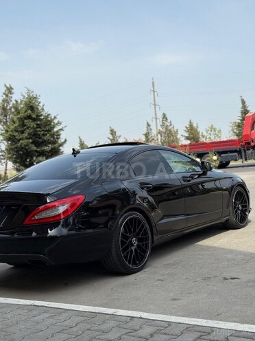 Mercedes CLS 350 2011, 212,000 km - 3.5 l - Yevlax