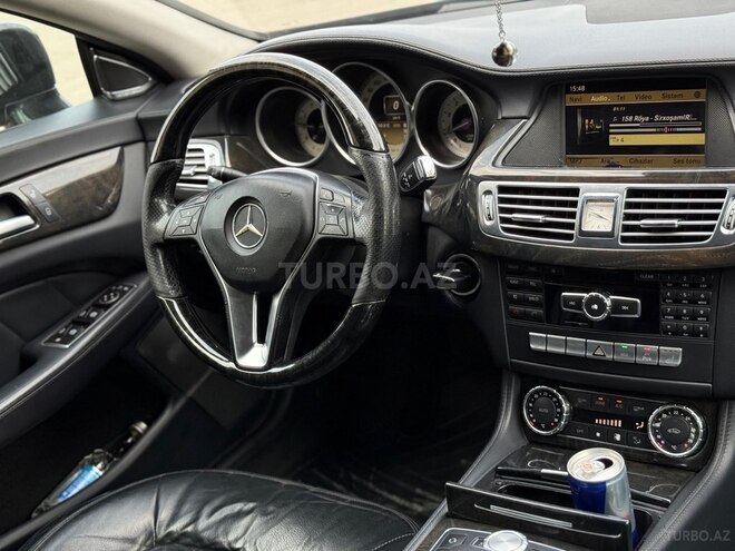 Mercedes CLS 350 2011, 212,000 km - 3.5 l - Yevlax