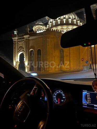 Audi A4 2011, 175,000 km - 2.0 l - Bakı