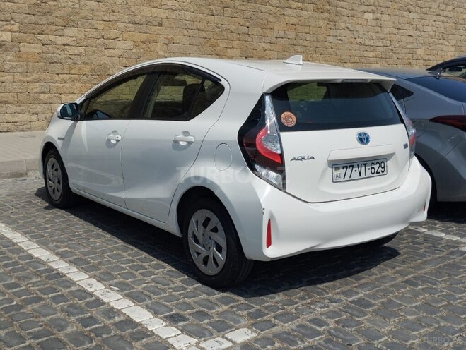 Toyota Aqua 2019, 66,000 km - 1.5 л - Bakı