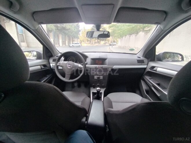 Opel Astra 2005, 287,000 km - 1.4 l - Bakı