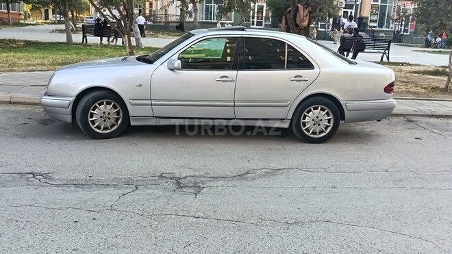 Mercedes E 300 1998, 350,000 km - 3.0 l - Xırdalan