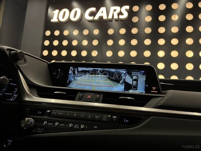 Lexus ES 300h-17